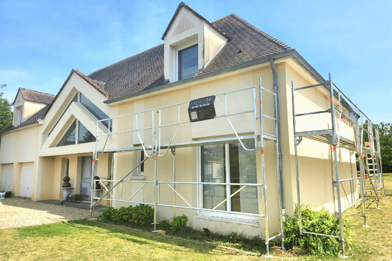 Comment choisir son entreprise RGE à Châteauroux pour la rénovation énergétique de vos façades et combles ?